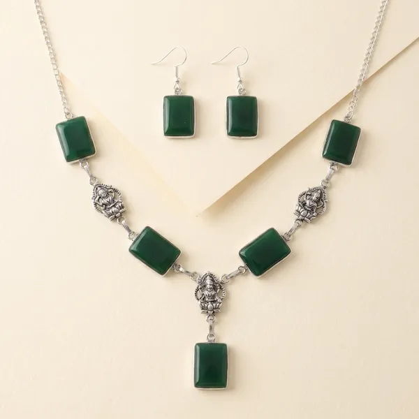 Green_Brass_Necklace_For_Women_|_Anti-Tarnish