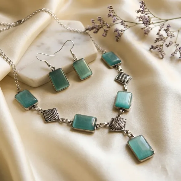 Mint_Brass_Necklace_For_Women_|_Anti-Tarnish