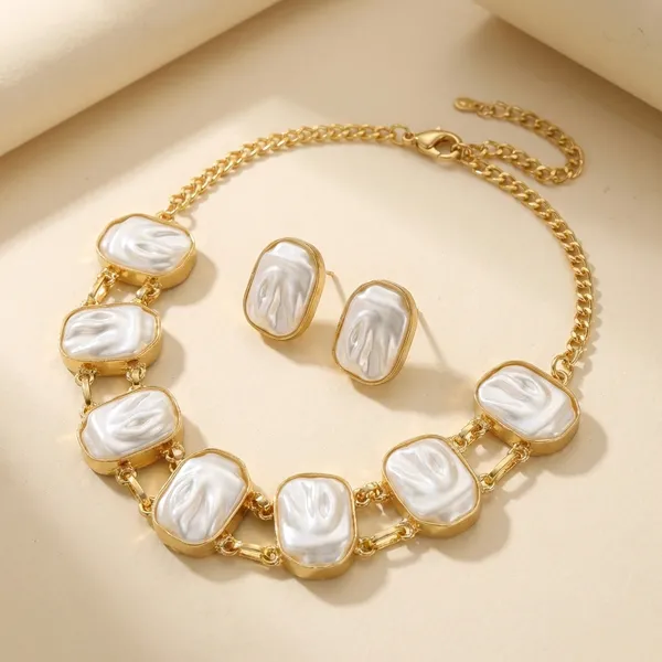 White_Brass_Necklace_For_Women_|_Anti-Tarnish