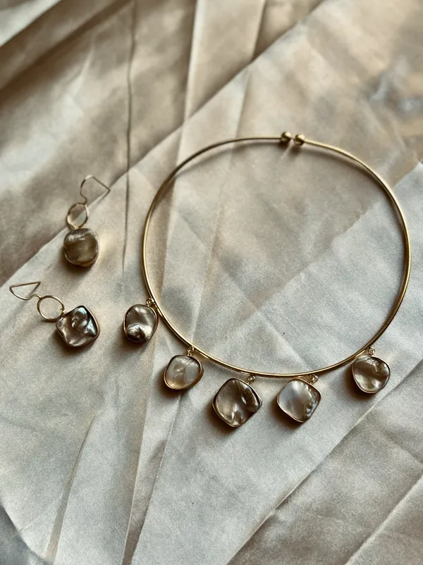 Natural_Pearl_Brass_Necklace_For_Women_|_Anti-Tarnish