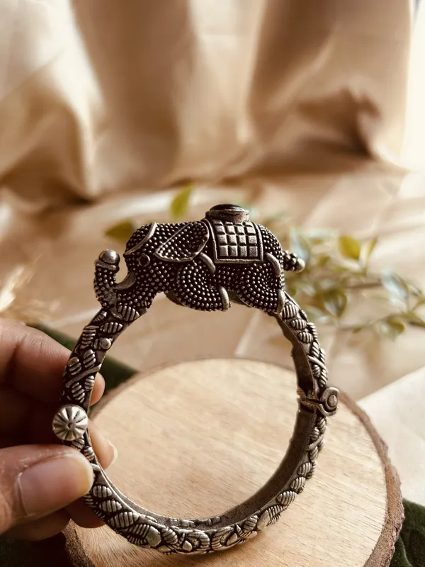 Silver_Brass_Bracelet_For_Women_|_Anti-Tarnish