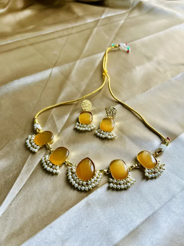 Yellow_Brass_Necklace_For_Women_|_Anti-Tarnish