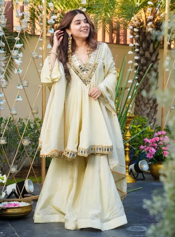 Off_White_French_Crepe_Anarkali_Suit_For_Women