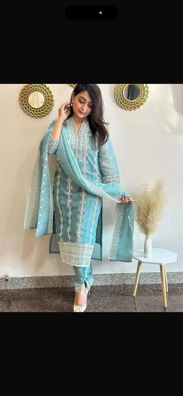 Turquoise_Blue_Vichitra_Kurta_Set_For_Women