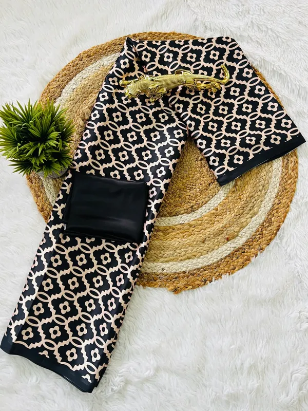 Black_&_Ivory_Hand_Block_Print_Cotton_Saree_with_Tassel_Pallu