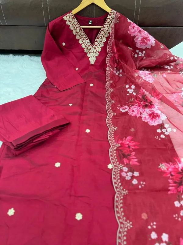 Magenta_Floral_Embroidered_Kurta_Set_with_Dupatta