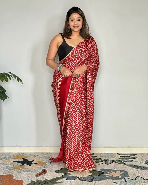 Red_&_Ivory_Hand_Block_Print_Cotton_Saree_with_Tassel_Pallu