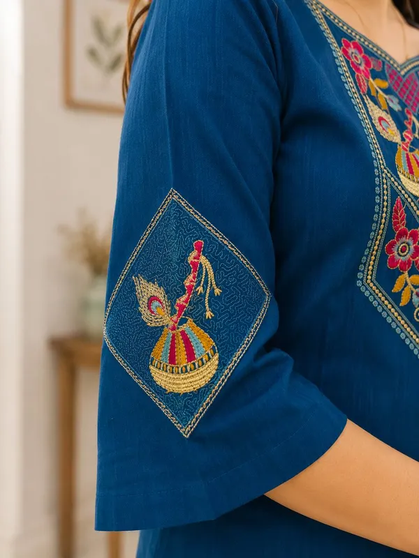 Royal_Blue_Floral_Embroidered_Cotton_Kurta_Pant_Set