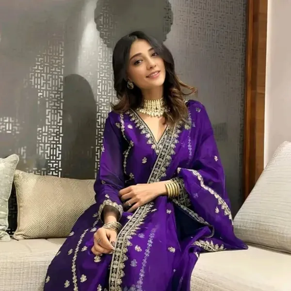 Royal_Purple_Embroidered_Kurta_Palazzo_Set_with_Dupatta
