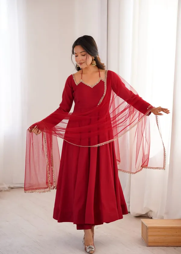 Royal_Wine_Anarkali_&_Mirror_Lace__Neck