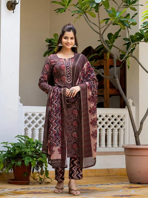 Rustic_Brown_Printed_Cotton_Kurti_with_Palazzo_&_Dupatta_Set