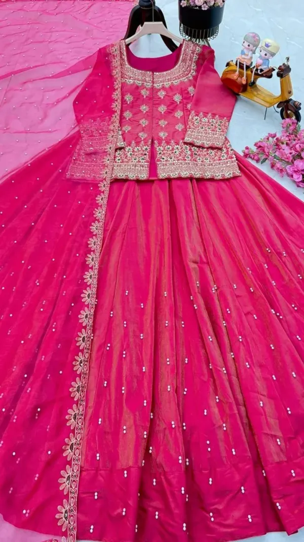 Women_Embroidered_Lehenga_Choli_Dupatta_Set