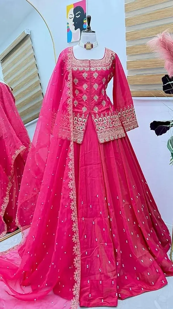 Women_Embroidered_Lehenga_Choli_Dupatta_Set