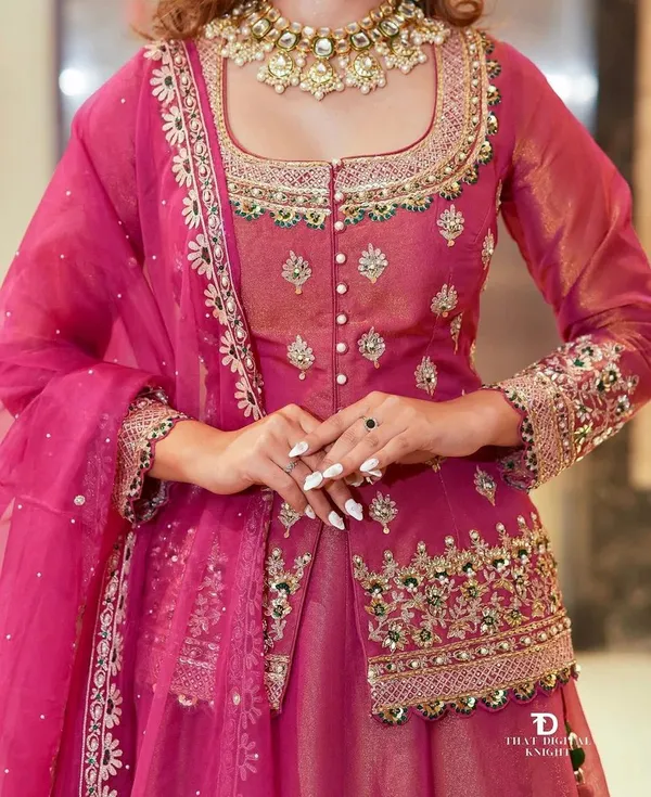 Women_Embroidered_Lehenga_Choli_Dupatta_Set