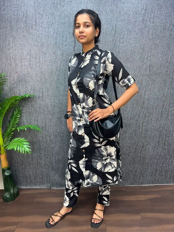 Women's_Black_Floral_Printed_Kurta_with_Palazzo_Set