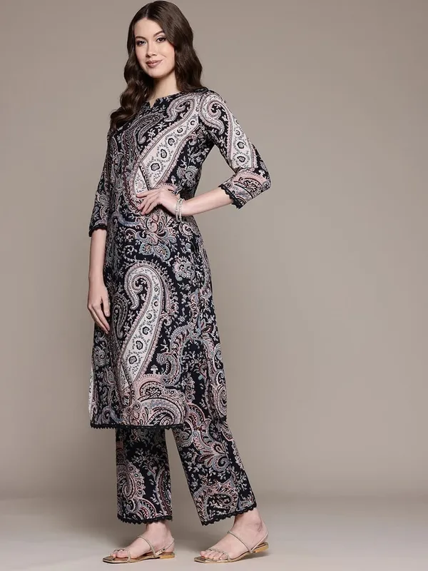 Women's_Black_Paisley_Printed_Kurta_Palazzo_Set_with_Dupatta