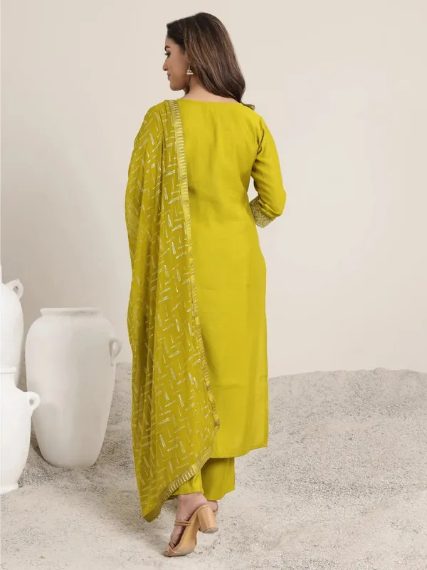 Women's_Mustard_Yellow_Designer_Kurta_Pant_Set_with_Embroidered_Dupatta