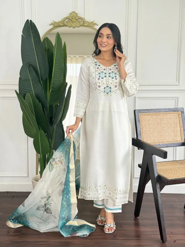 Women’s_Elegant_Embroidered_Straight_Kurta_with_Printed_Dupatta_&_Pant_Set