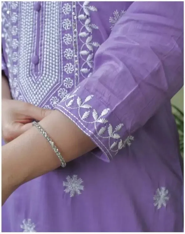 Women's_Elegant_Lavender_Embroidered_Kurta_Pant_Dupatta_Set