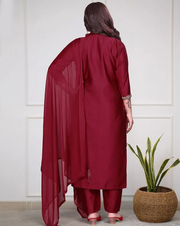 Women's_Elegant_Maroon_Floral_Embroidered_Kurta_Pant_with_Dupatta_Set