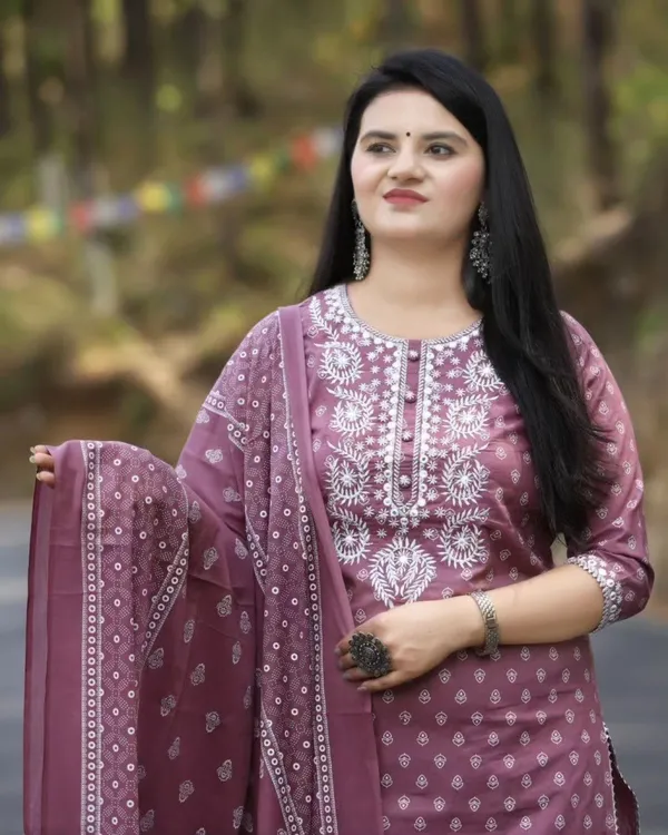 Women’s_Mauve_Printed_Kurta_Pant_Dupatta_Set