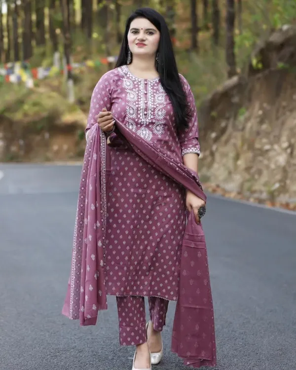 Women’s_Mauve_Printed_Kurta_Pant_Dupatta_Set