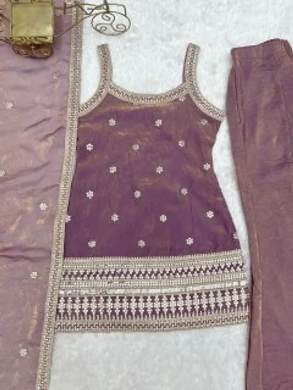 Women’s_Mauve_Purple_Embroidered_Kurta_Palazzo_with_Dupatta_Set