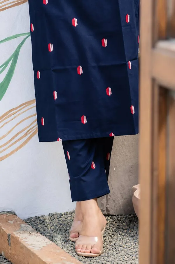 Women's_Navy_Blue_Printed_Cotton_Kurta_with_Pants_Set