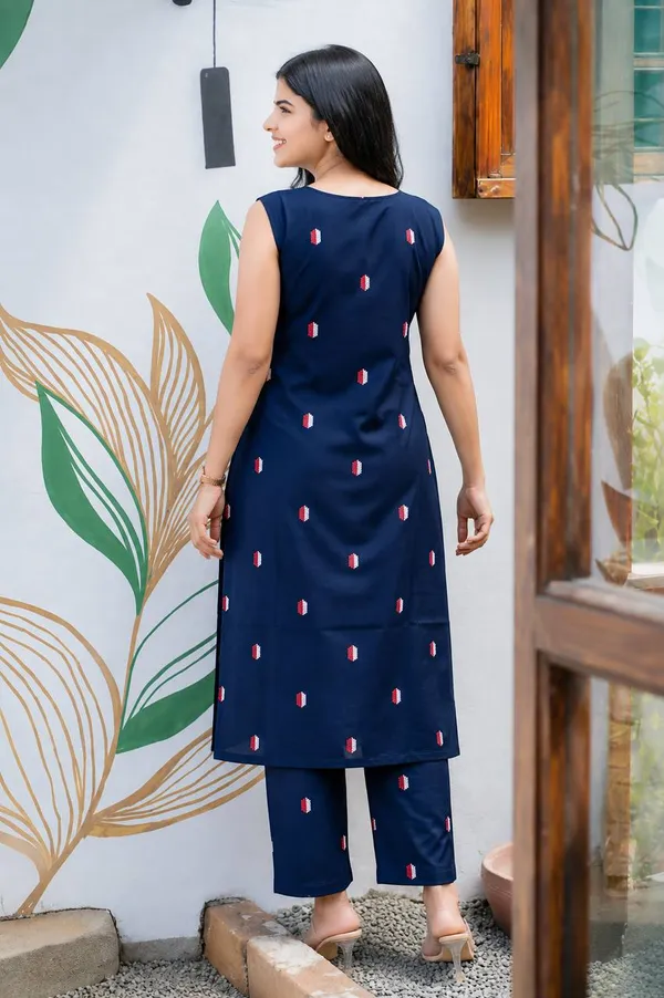Women's_Navy_Blue_Printed_Cotton_Kurta_with_Pants_Set