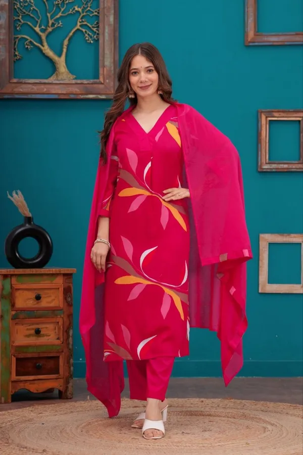 Women's_Printed_Kurta_Pant_with_Dupatta_Set