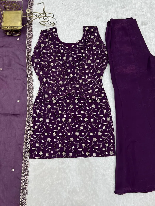 Women's_Purple_Embroidered_Kurta_Palazzo_Set_with_Chiffon_Dupatta