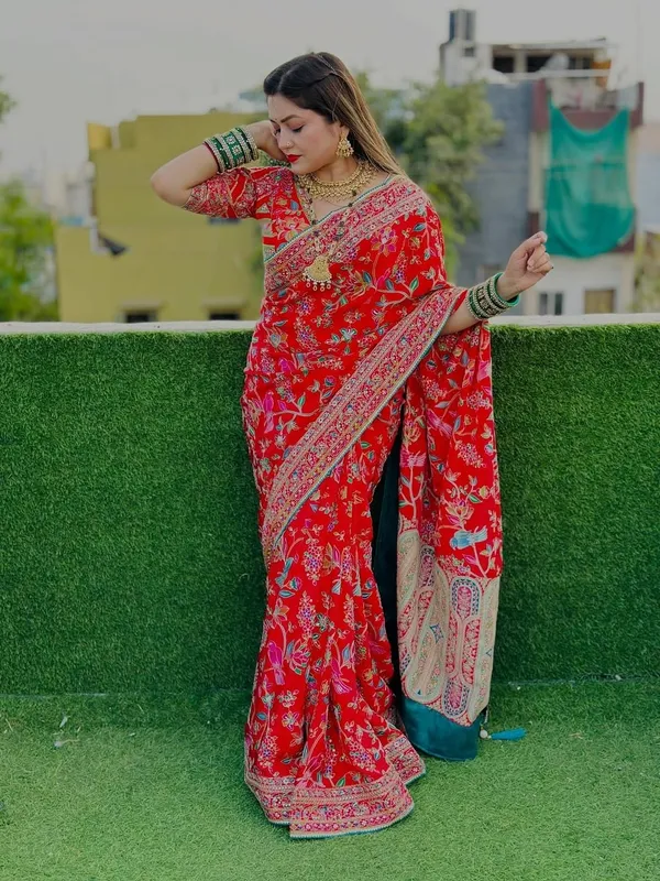 Women’s_Red_Floral_Printed_Designer_Saree_with_Traditional_Border