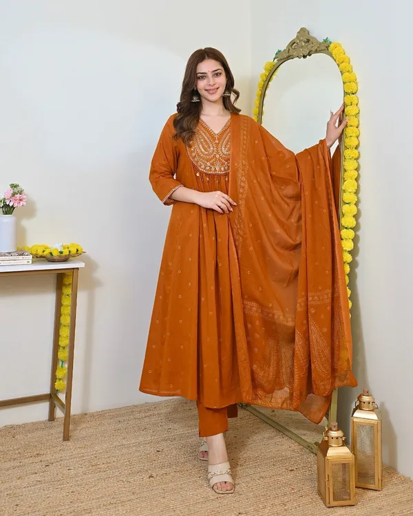 Women's_Rust_Orange_Embroidered_Kurta_Pant_&_Dupatta_Set