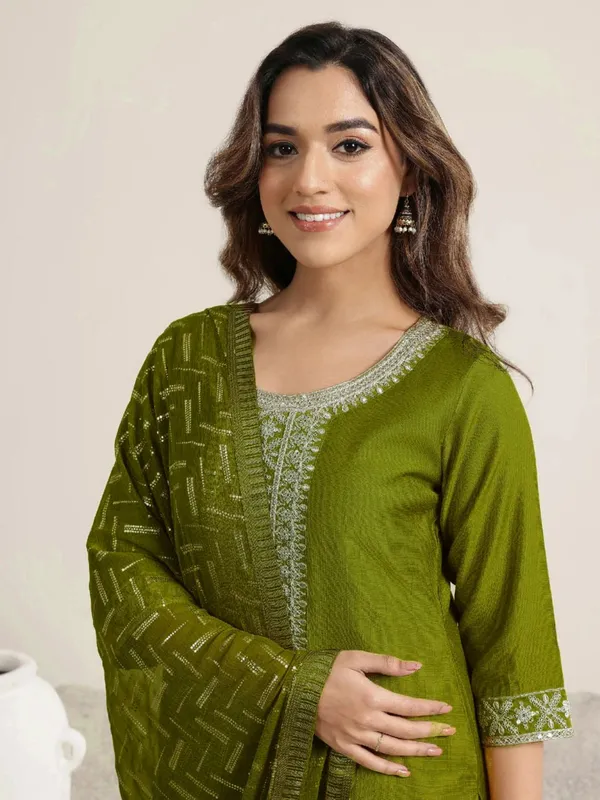 Women's_Traditional_Embroidered_Kurta_Palazzo_Set_with_Dupatta