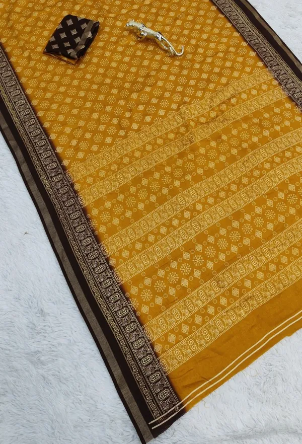 Women's_Traditional_Printed_Saree