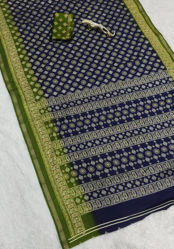 Women's_Traditional_Printed_Saree