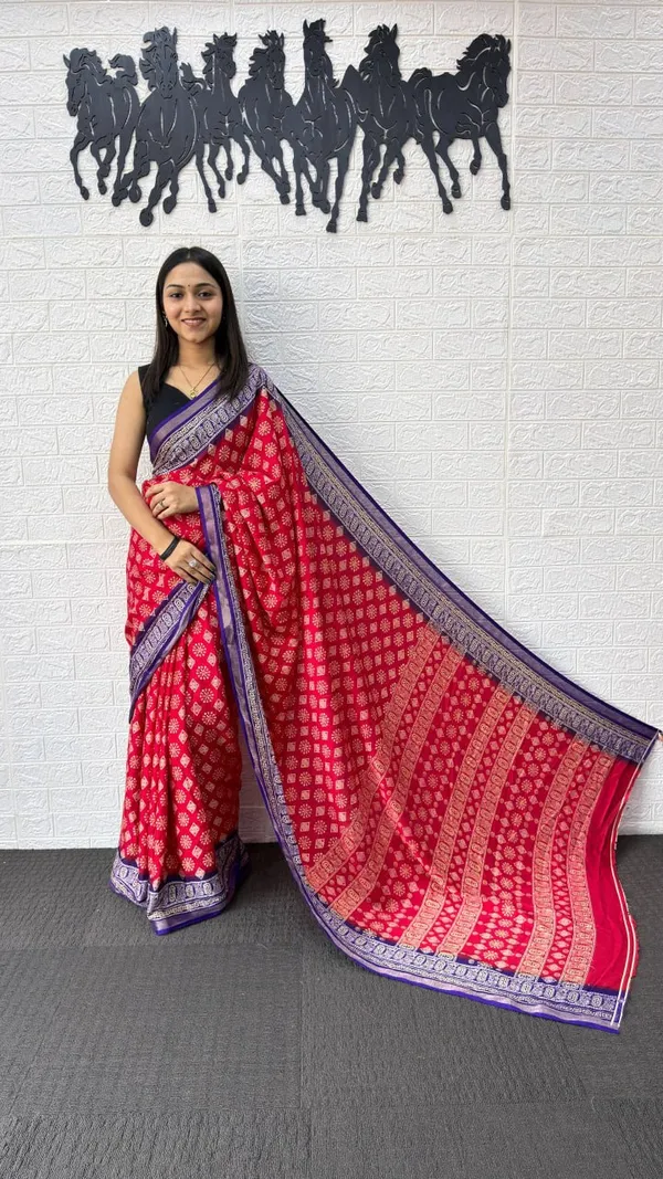 Women's_Traditional_Printed_Saree