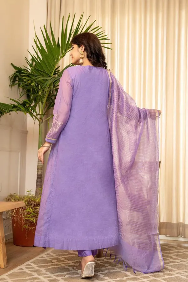 Purple_Chanderi_Silk_Kurta_Set_With_Embroidered_Details_And_Dupatta