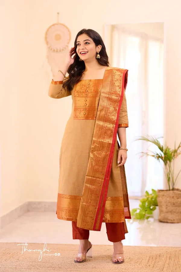 Beige_And_Mustard_Ethnic_Kurta_Set_With_Dupatta