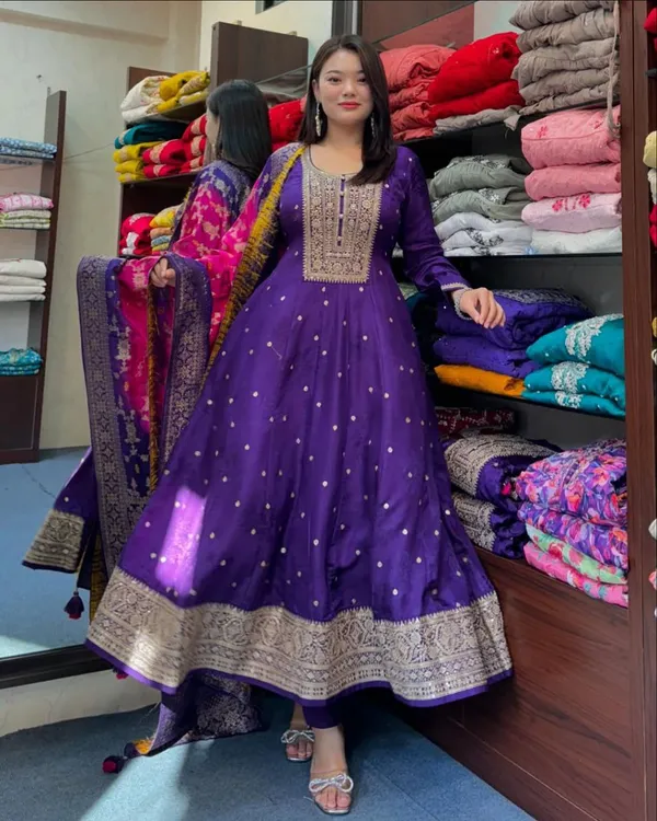 Purple_Embroidered_Ethnic_Suit_Set_With_Dupatta