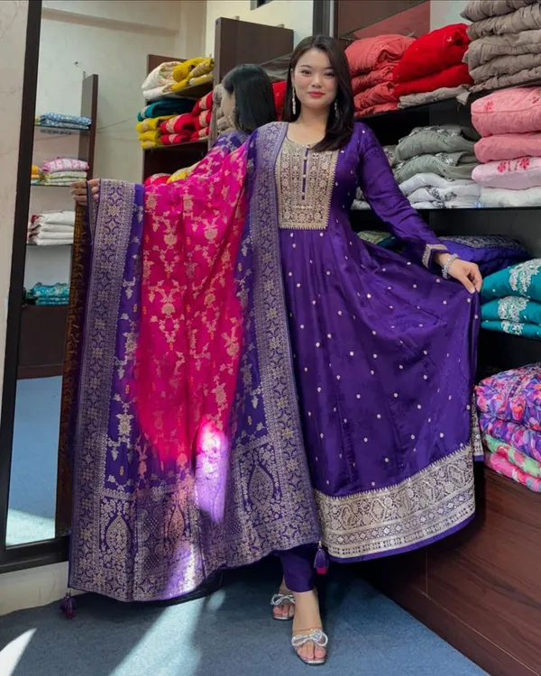 Purple_Embroidered_Ethnic_Suit_Set_With_Dupatta