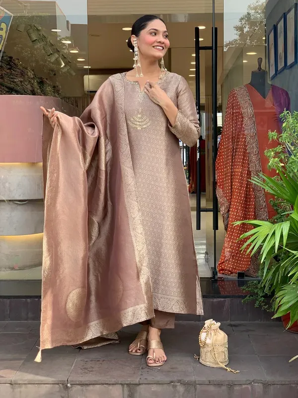 Elegant_Beige_Embroidered_Kurta_Set_With_Dupatta