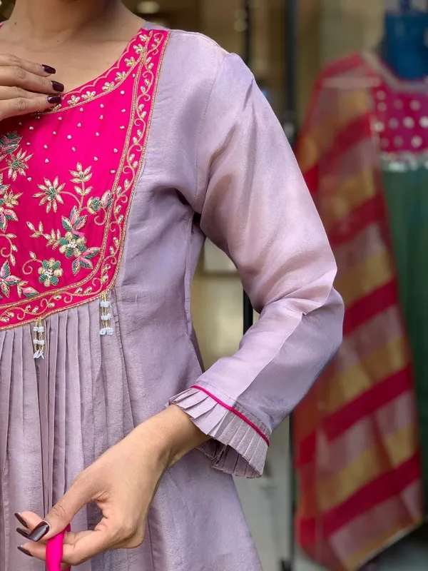 Lavender_And_Pink_Embroidered_Anarkali_Suit_Set_With_Potli_Bag