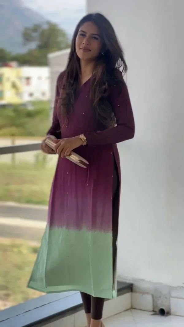 Womens_Maroon_And_Mint_Green_Ombre_Long_Kurta_With_Churidar