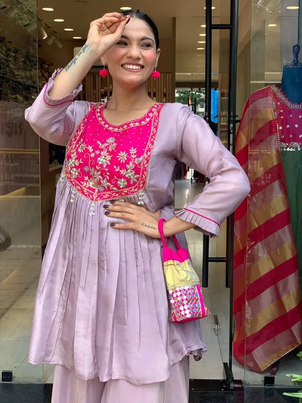 Lavender_And_Pink_Embroidered_Anarkali_Suit_Set_With_Potli_Bag