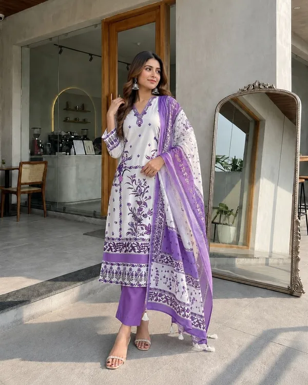 Viral_Trending_Ethnic_Kurta_Set_for_Women