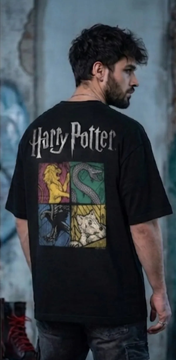 Harry_Potter_House_Sigils_Oversized_Black_T-Shirt_