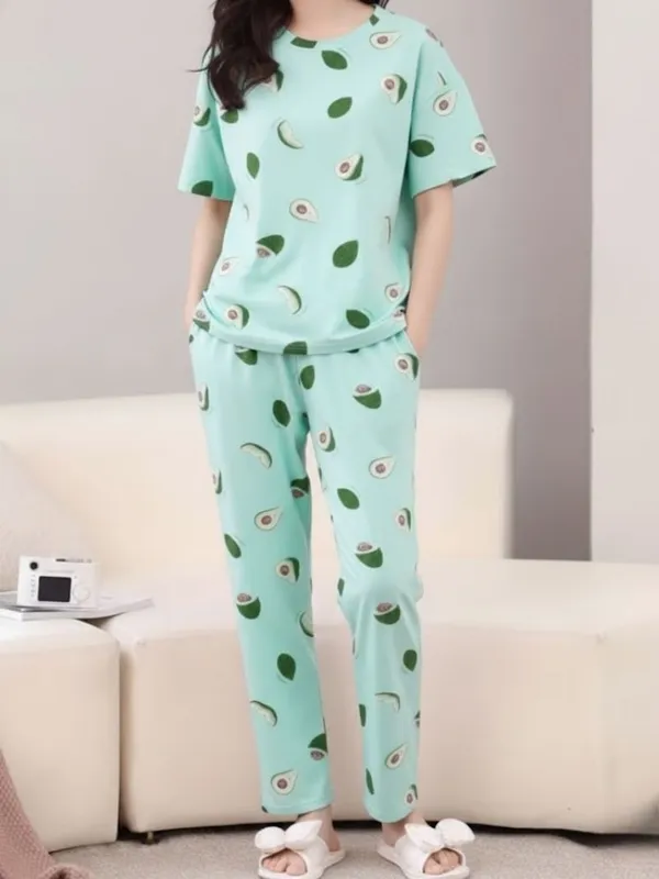 Avocado_Print_Mint_Green_Pajama_Set_For_Women_-_Comfortable_Cotton_Sleepwear