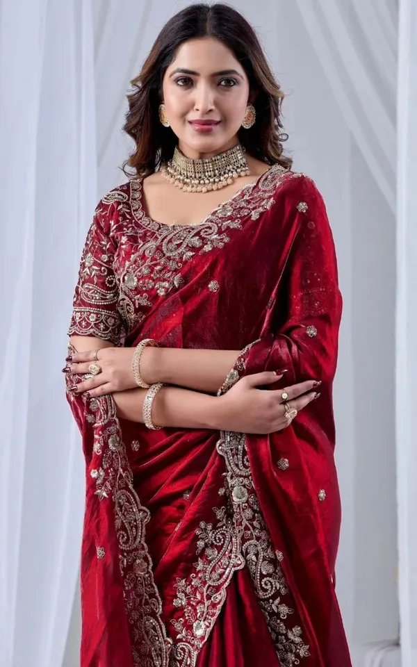 ELEGANT_MENGO_DESIGN_WIITH_CHIFFON_SILK_FABRIC_SAREE