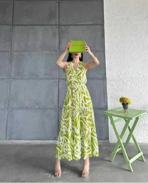 Elegant_Green_Printed_Western_Dress